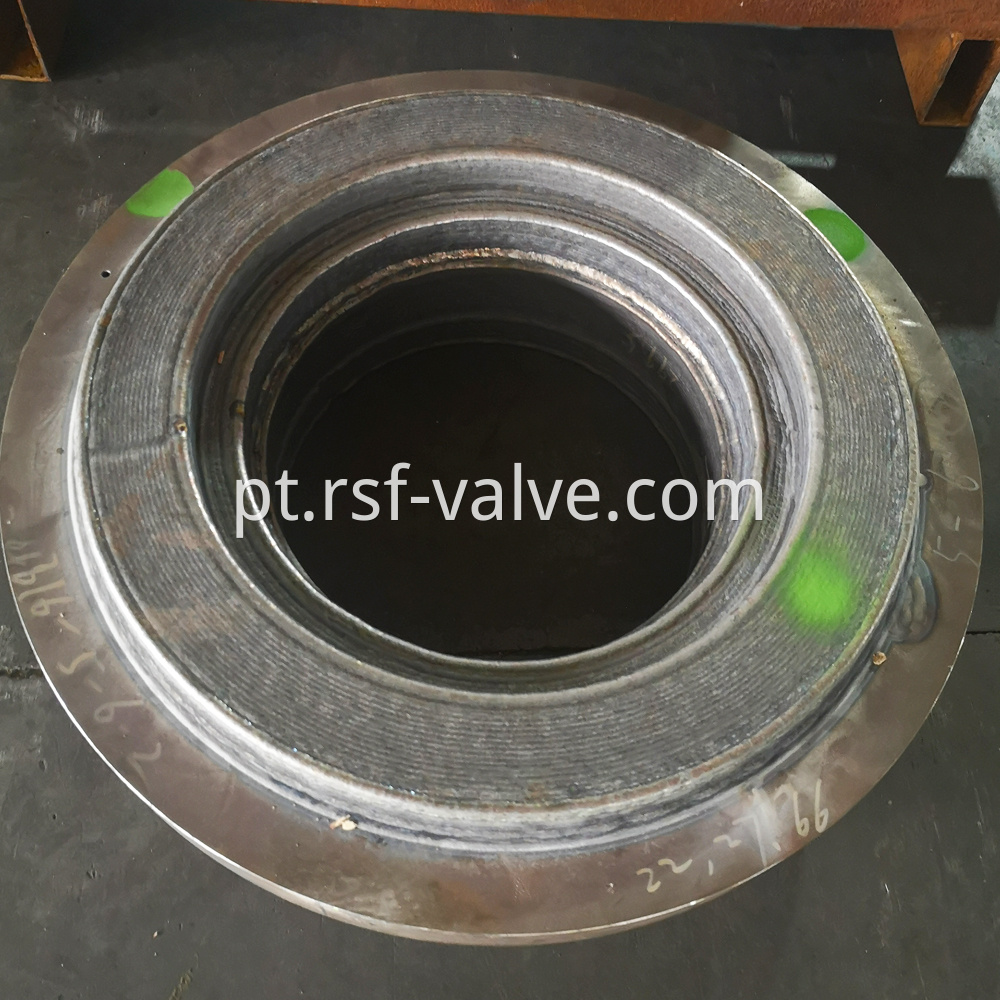 Ball Valve Part Closure With Cladding